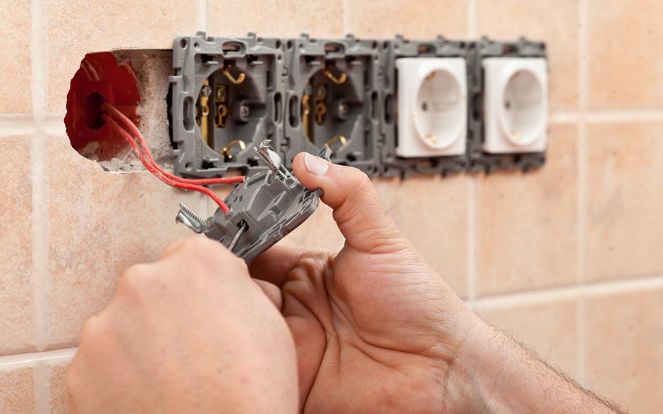 cherche électricien pas cher Paris 11